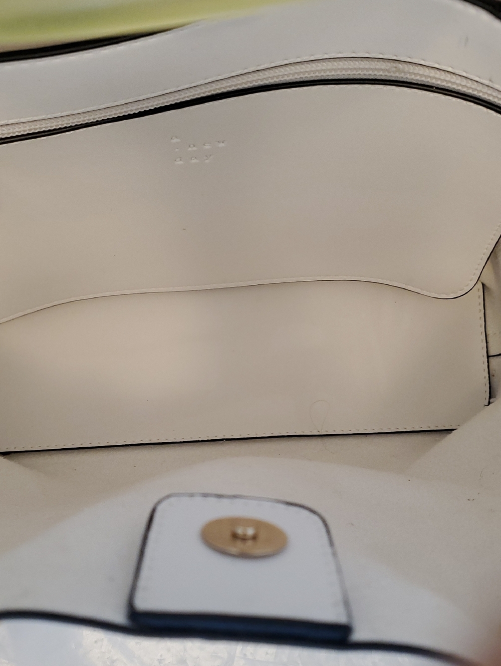 a  new day Handbag Bag/Yellow Frosted Handles - Picture 4 of 6